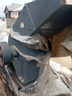 Stone Crushing Hammer Mill Machine 30Tons