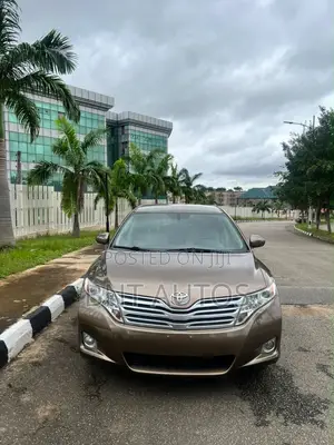 Toyota Venza LE 2012 Brown