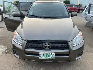 Toyota RAV4 2011 Gray