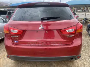 Mitsubishi Outlander 2015 Red