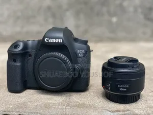 Canon EOS 6D DSLR Camera – Very Clean – With Lens