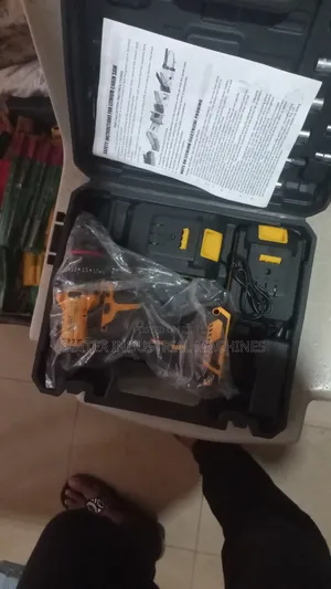 iNCCO Battery Drilling Machine