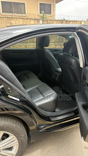 Lexus ES 350 FWD 2013 Black