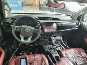 Toyota Hilux 2020 Black