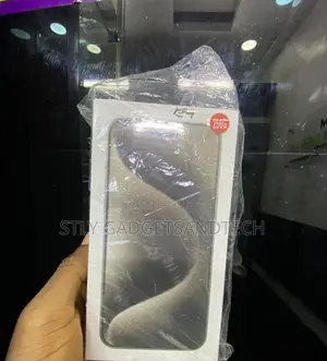 New Apple iPhone 15 Pro Max 256 GB Black
