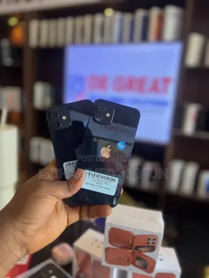 Apple iPhone 12 64 GB Black