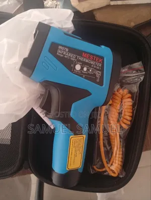 Optical Pyrometer (Infrared Thermometer-40 to 1650 Degree Celsius