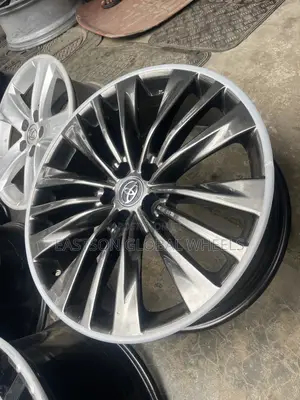 Brand New Quality Hyper Silver 20-Inch Rim for Toyota Highlander 2022