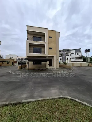 6bdrm Duplex in Jahi for sale