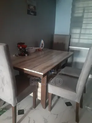 4 Seater Dining Set