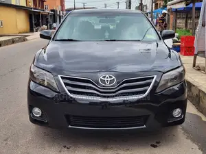Toyota Camry LE 4dr Sedan (2.5L 4cyl 6AM) 2010 Black