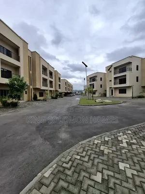 4bdrm Townhouse/Terrace in Jahi for sale