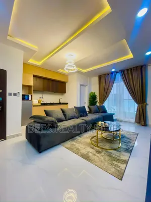 Cozy 1 Bedroom With a Spacious Bedroom, Pool, Gym Double Balcony