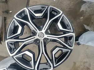 20inches for Toyota Venza ,Highlander Brand New Rim Available as Seen