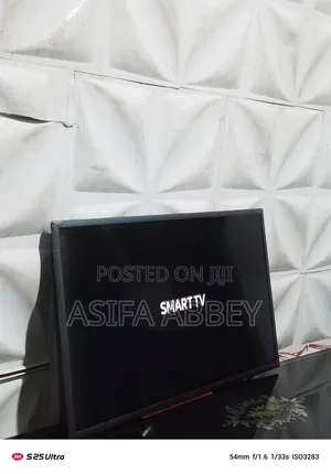 Samsung Ultra Slim Smart TV 32 Inches