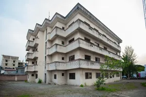 Commercial Building for Sale