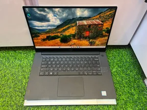 Laptop Dell XPS 15 9570 16GB Intel Core i9 SSD 256GB