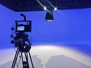 Content Studio With Walls That Change Colour