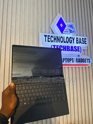 Laptop HP Elite Dragonfly x360 11th Gen 16GB Intel Core i7 SSD 512GB