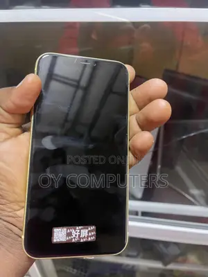Apple iPhone 11 64 GB Yellow