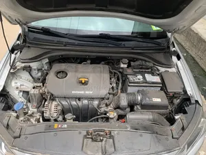 Hyundai Elantra 2017 Silver