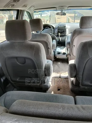 Toyota Sienna 2006 Silver