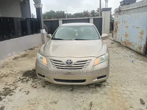 Toyota Camry 2008 Gold