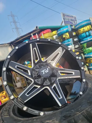 Off Road Rim and Tyre for Jeep Cars