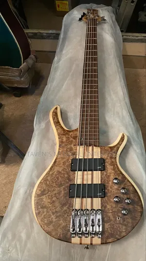 Luxars Bass Electric Guitar