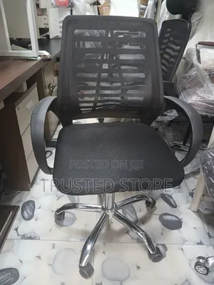 Executive Swivel Office Chair