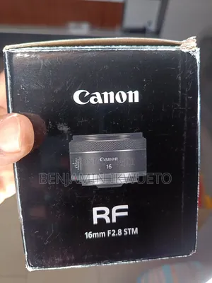 16mm Canon RF Lens, F2.8 (Open Box)