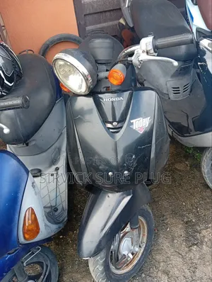 Honda Today 2022 Red
