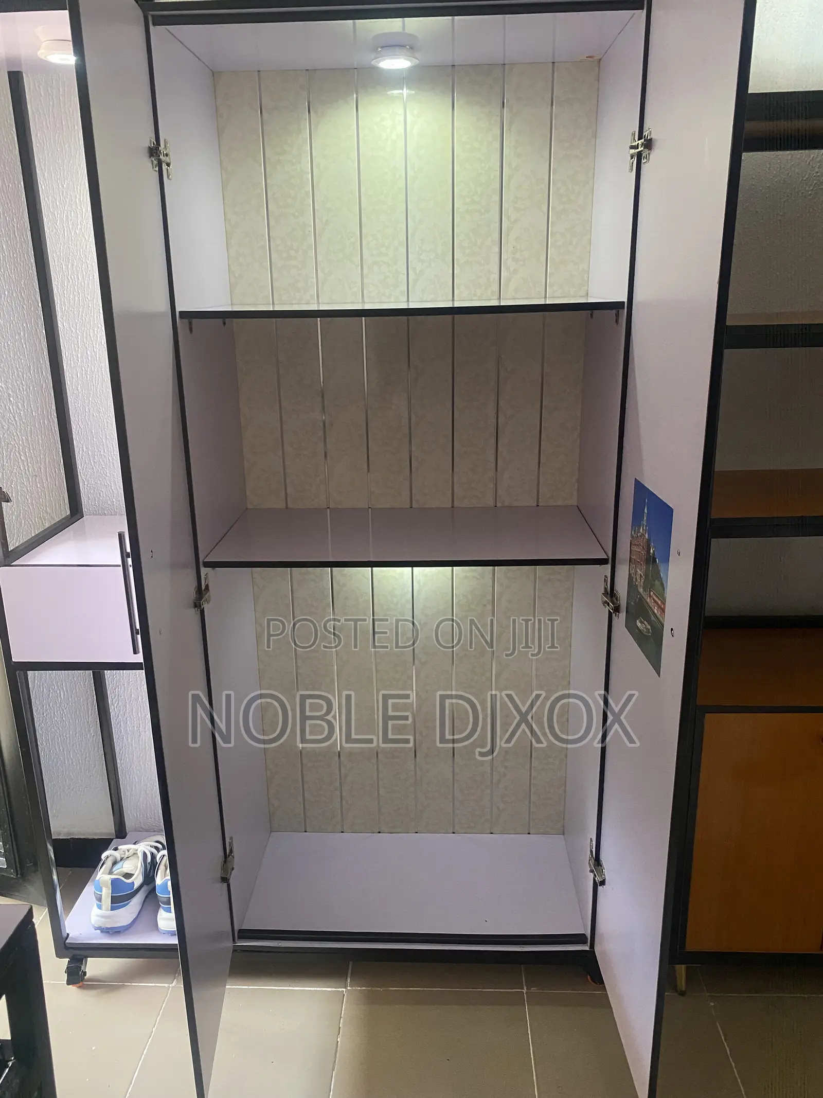 Everlasting Wardrobe
