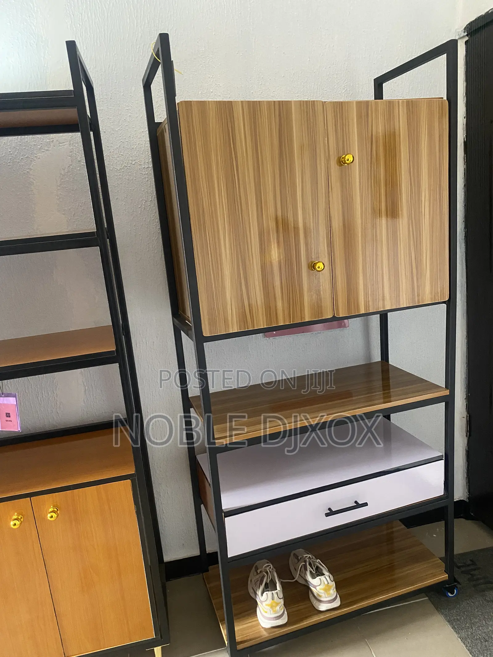 Everlasting Wardrobe
