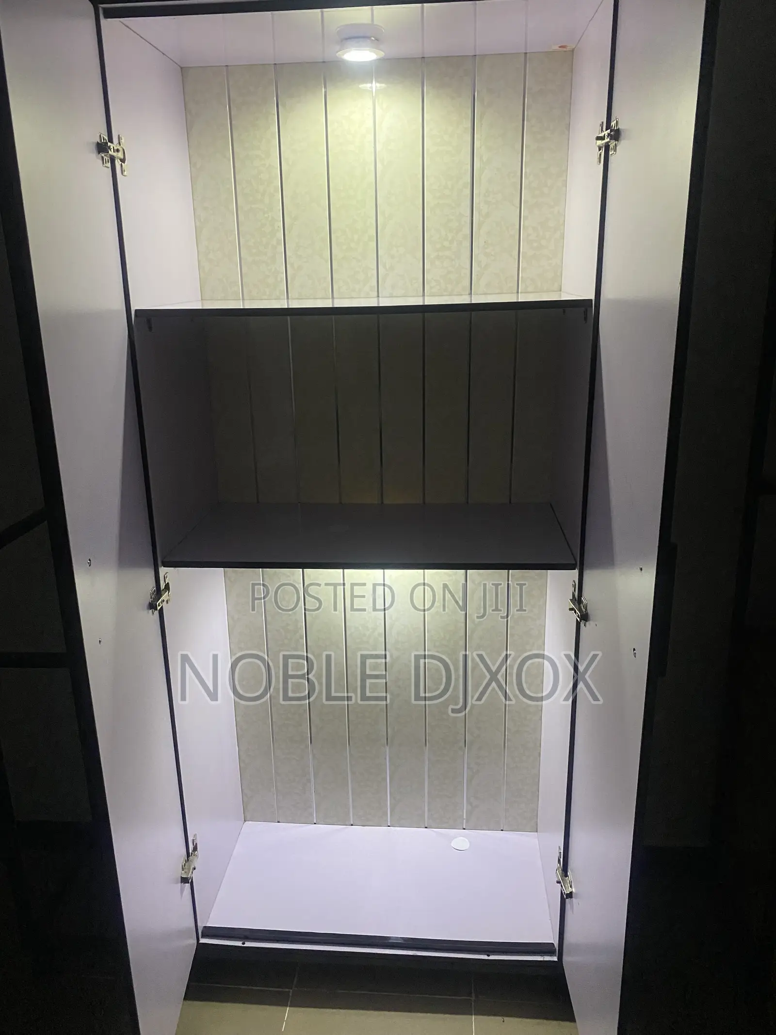 Everlasting Wardrobe