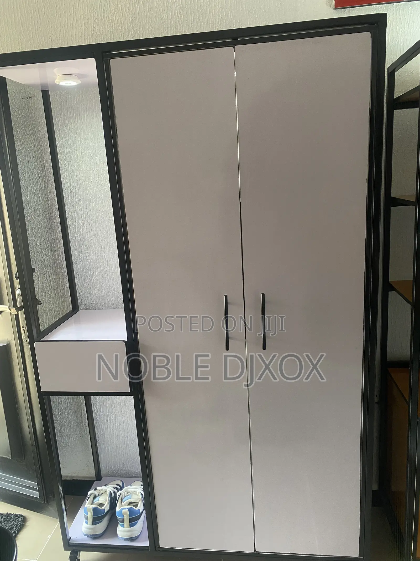 Everlasting Wardrobe