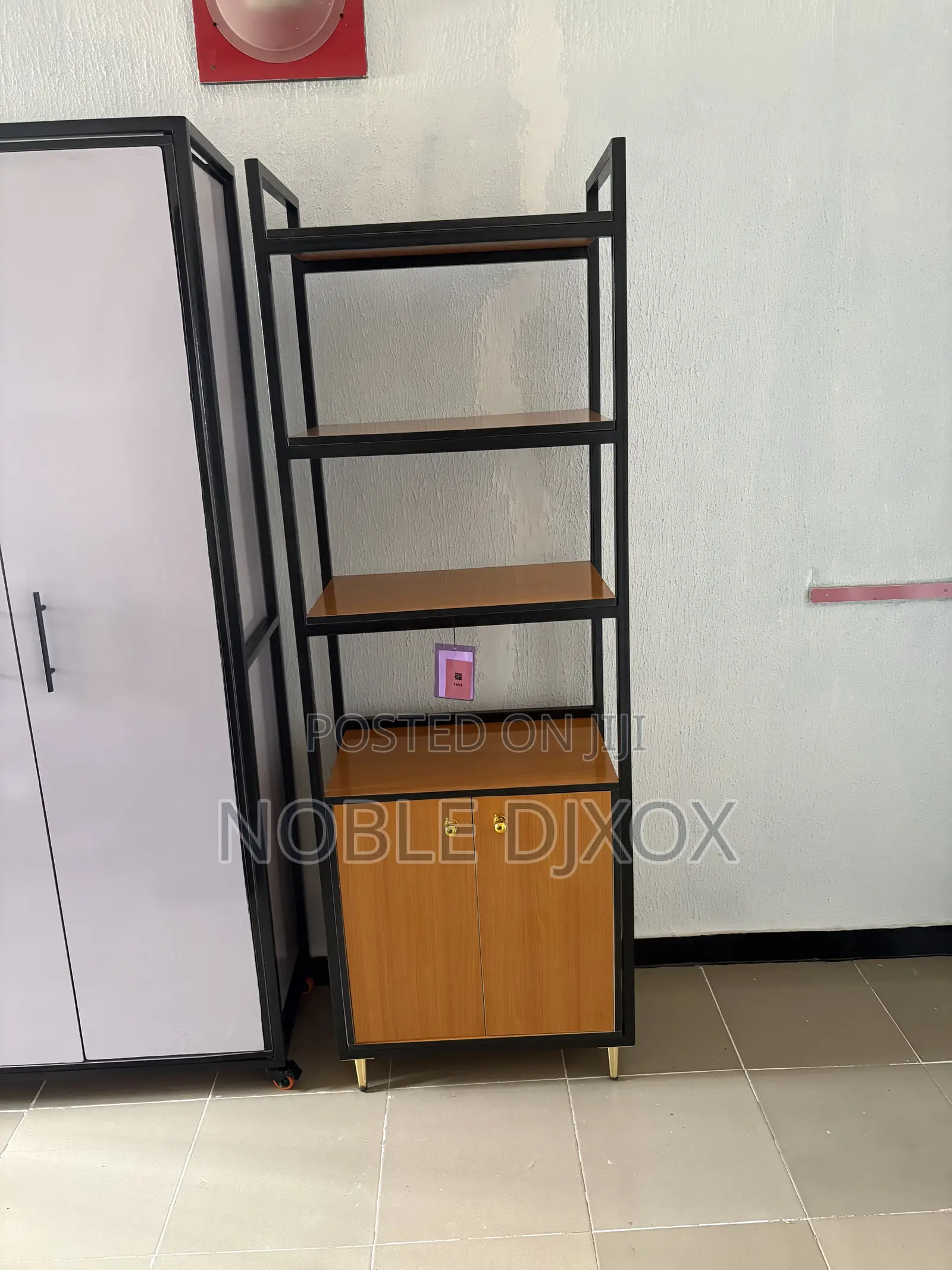 Everlasting Wardrobe