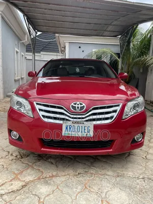Toyota Camry 2010 Red