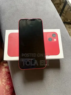 Apple iPhone 13 128 GB Red