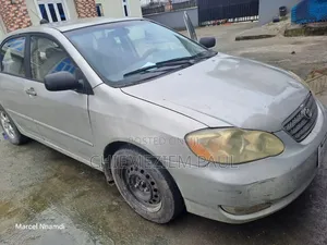 Toyota Corolla 2004 Silver