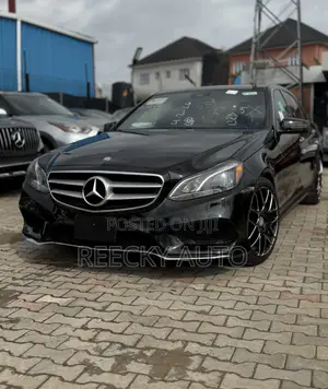 Mercedes-Benz E350 Base 4Matic Sedan AWD (3.5L 6cyl 7A) 2015 Black