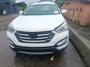 Hyundai Santa Fe 2015 White