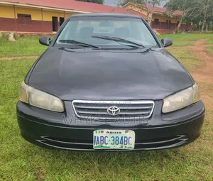 Toyota Camry LE 4dr Sedan (2.2L 4cyl 4A) 2001 Black