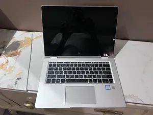 Laptop HP EliteBook 1040 G8 8GB Intel Core i7 SSD 32GB