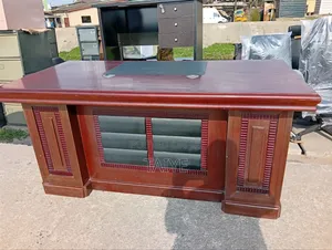 Executive Table Very Okay