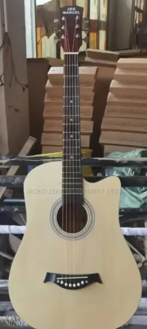 Zee Marcel Box Guitar