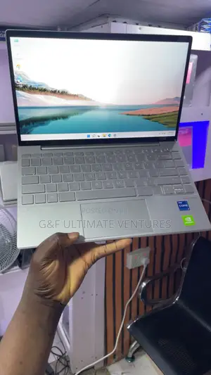 New Laptop HP Envy 13-ba 16GB Intel Core i7 SSD 512GB