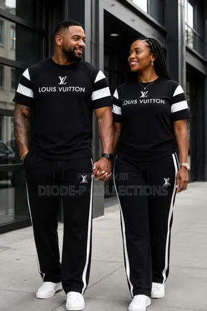 Louis Vuitton Round Neck Up and Down