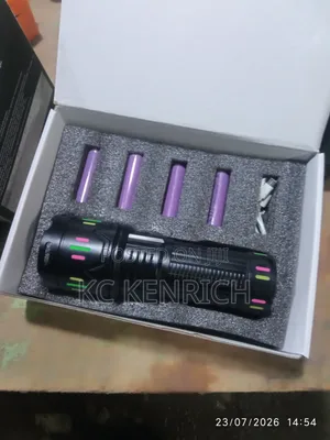 Divers, Underwater Zoom and Strobe Torchlight Rechargeable