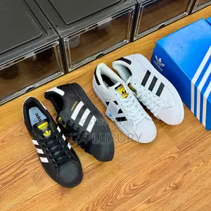 Adidas Superstar XLG